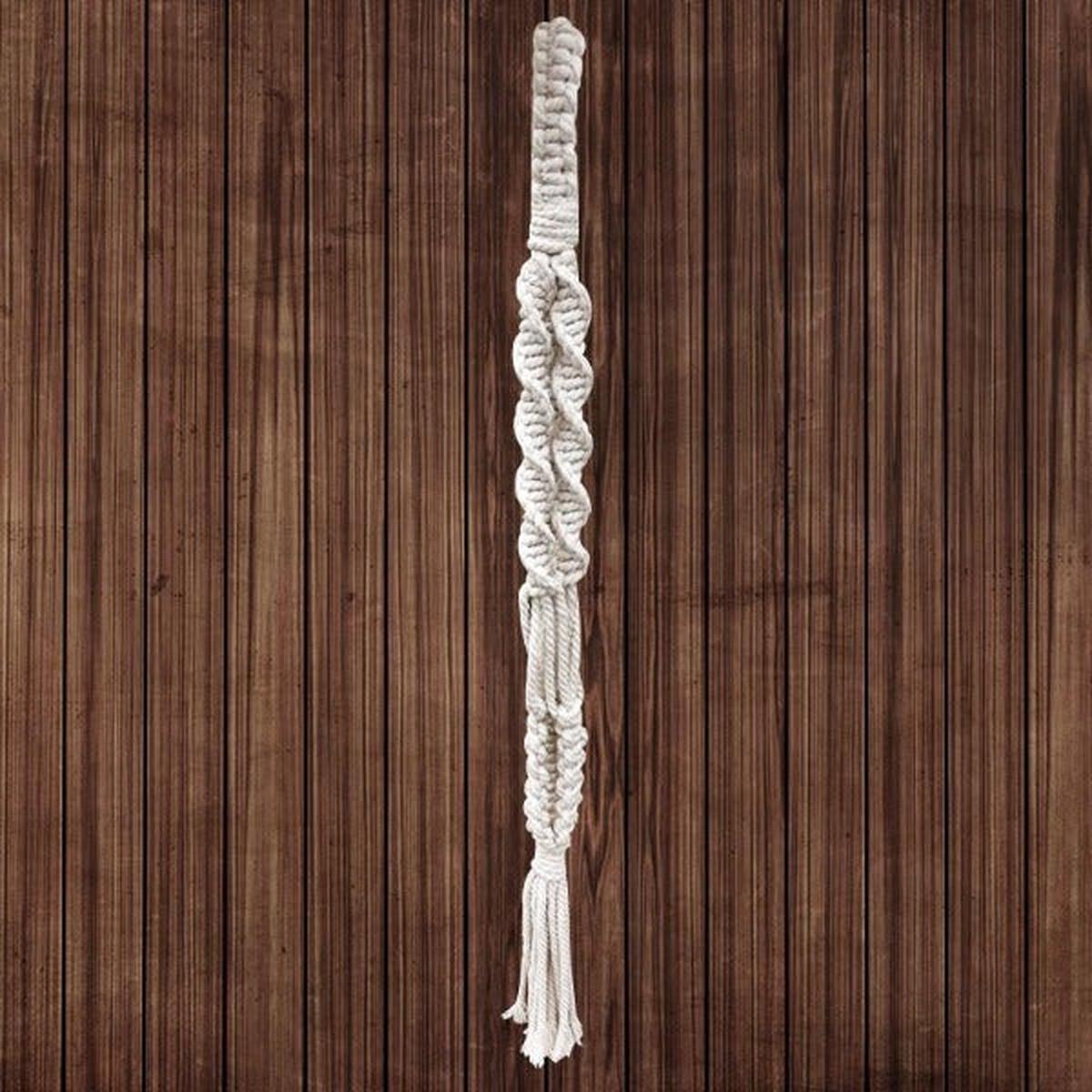 4″ Macrame (24″ long)